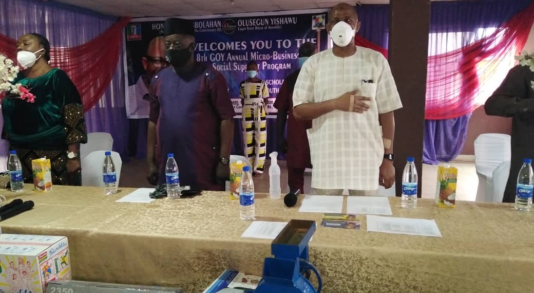 COVID-19 : Lagos Lawmaker Empowers Over 600 Constituents