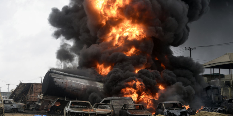 Shell’s Gas Pipeline In Bayelsa Explodes After Attack by Unidentified Persons