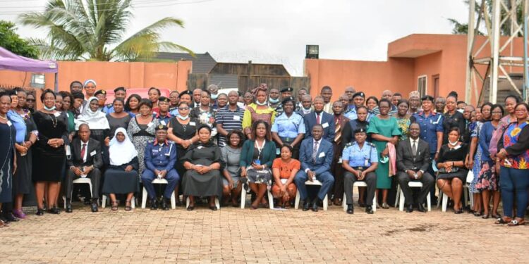 Mrs Aderonke Olutayo, UNICEF FGM Consultant and participants at the training