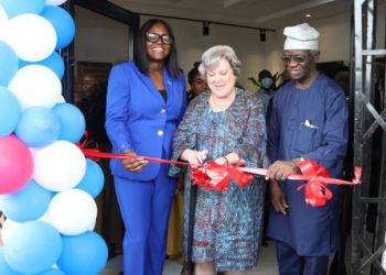 U.S. Ambassador Reopens American Corner in Ibadan