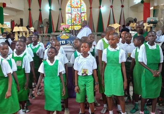 Late Akenroye’s Family Launches Foundation to Improve Education in Ondo State