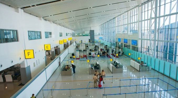 Airline Operators Threaten to Halt Domestic Travel from May 9