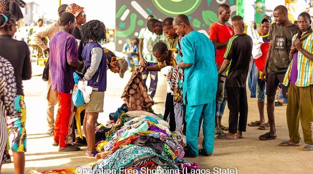 Adekunle Gifts Clothes, Household Items to Less Privilege