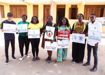 Foundation sensitises girls to importance of menstrual hygiene, distributes pads