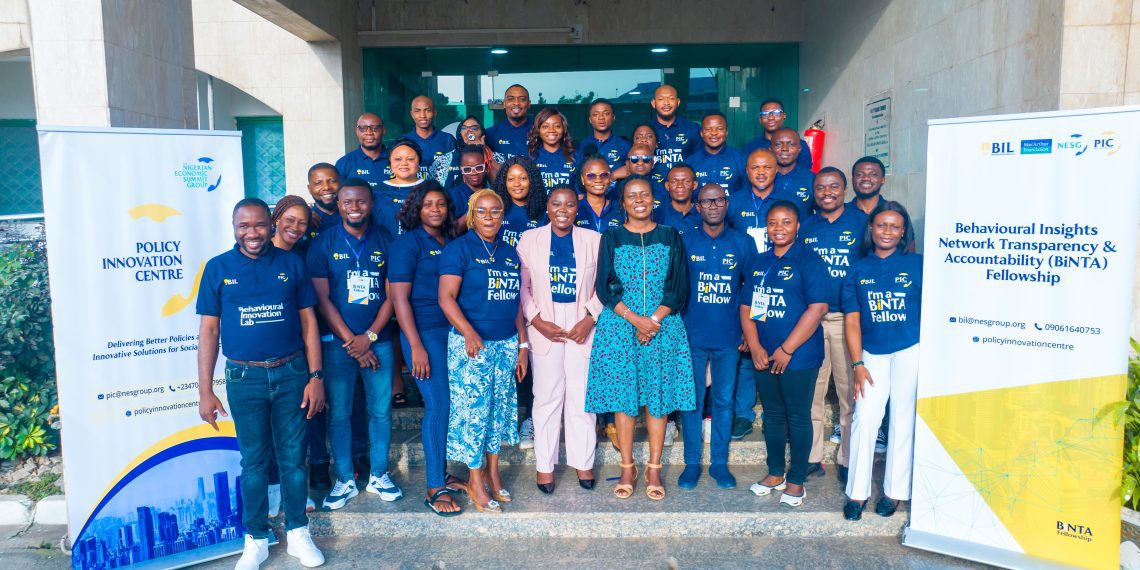 People in a group picture