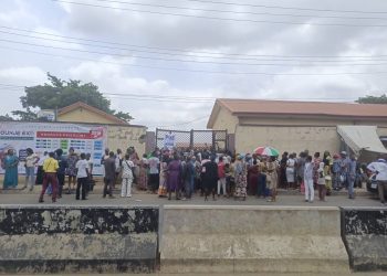 #OunjeEko: Delay, Limited Supplies Mar Lagos Subsidized Food Market