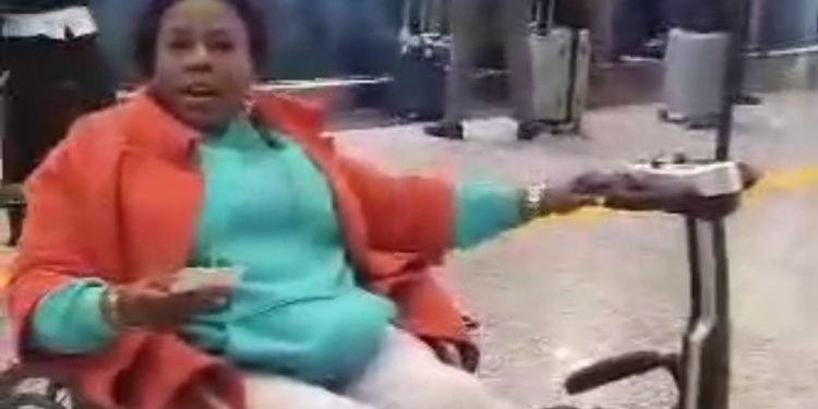 Nigerian Woman Accuses Emirates Airline of Discrimination, Calls for Government Intervention