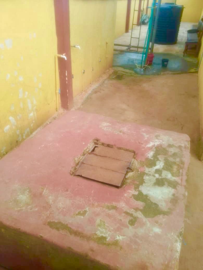 Image: Photo of non-functioning pipe-borne water in Odowara PHC (Image taken by Akinwale Akinrinade)